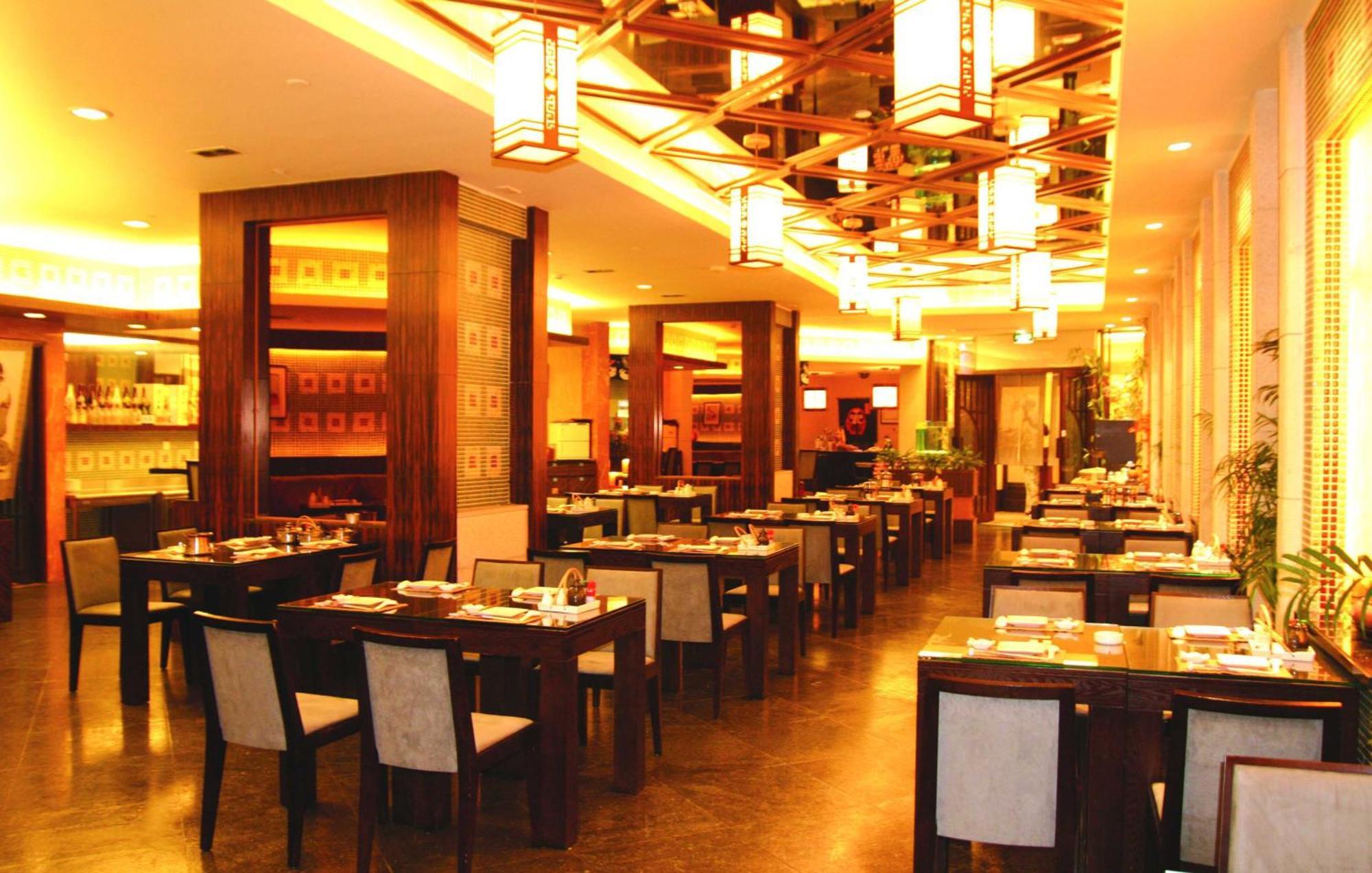 The Royal Marina Plaza Hotel Cantón Restaurante foto